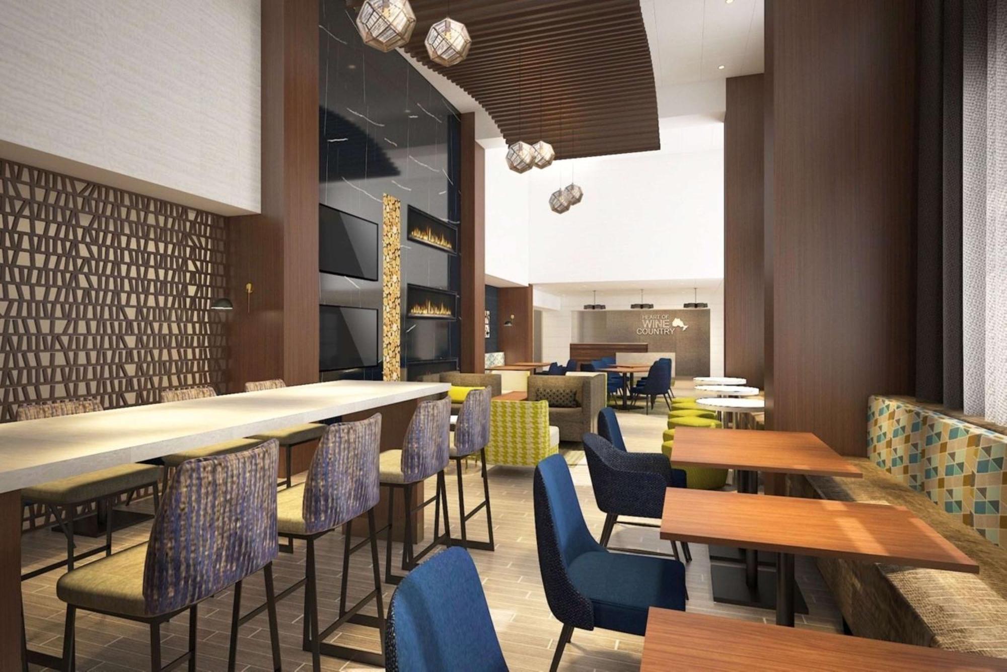 Hotel Hampton & By Hilton