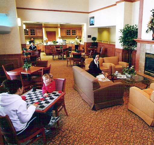 Hotel Hampton & By Hilton
