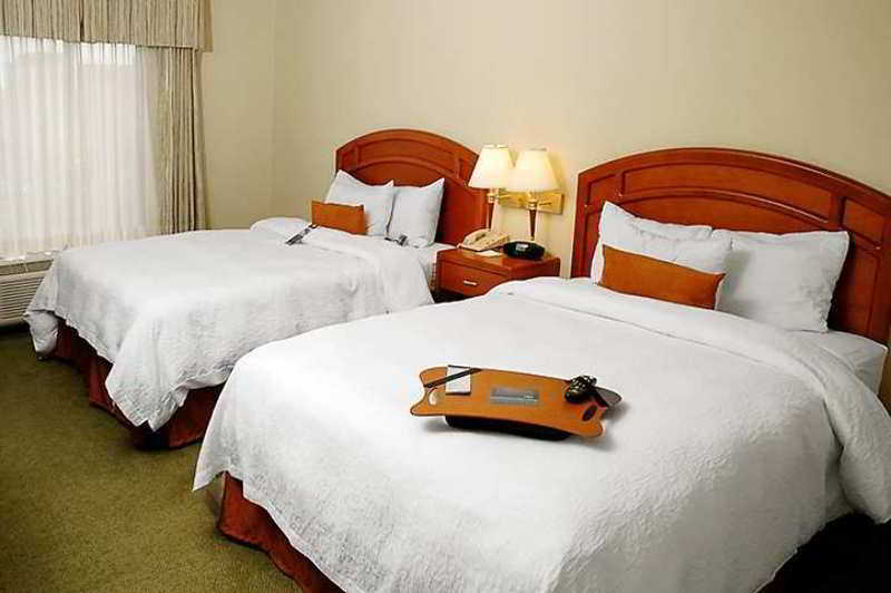 Hampton & By Hilton Hotel Windsor