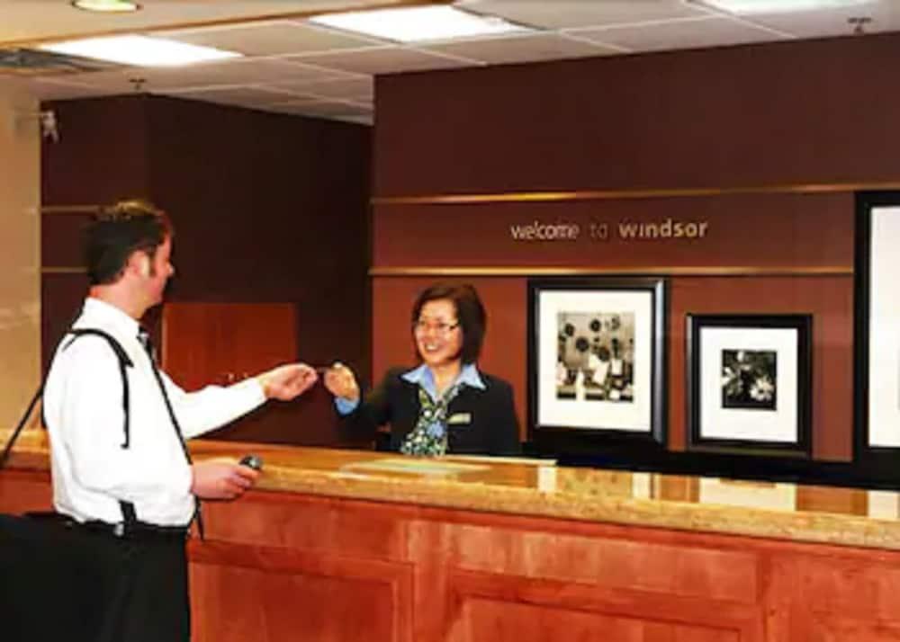 Hampton & By Hilton 3* Windsor