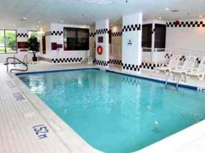 Hotel Hampton & By Hilton